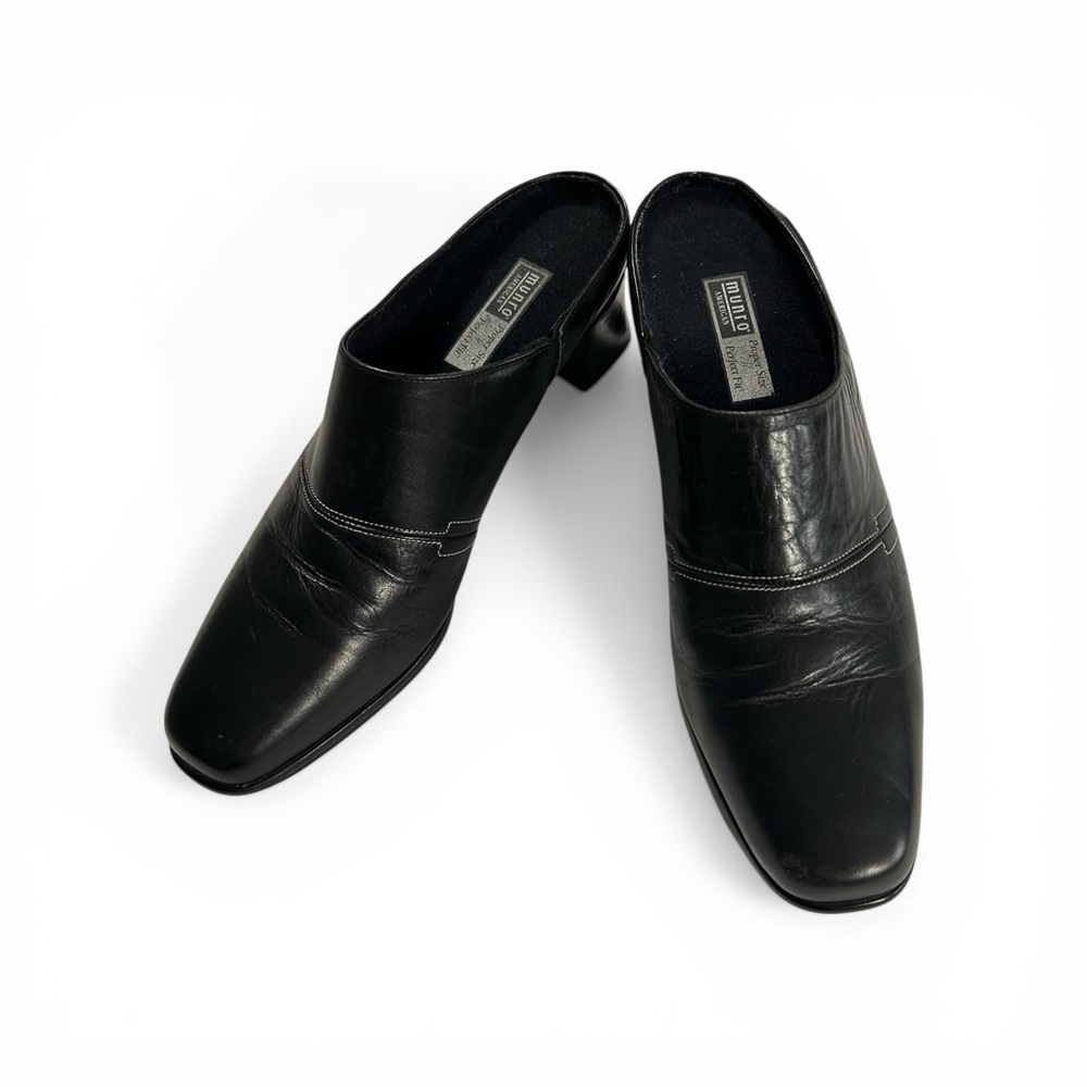 Vintage 90s Munro Black Leather Mules Block Heel Womens shoe perfect fit